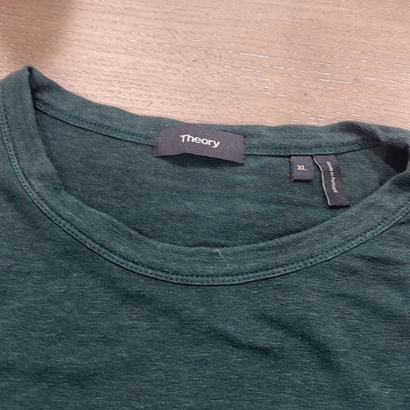 Theory green t shirt size XL - Picture 2 of 5